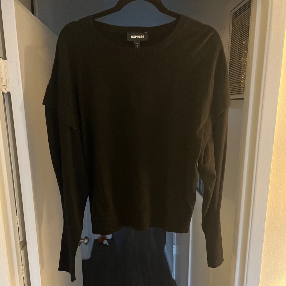SWEATER/Express/Medium/Black